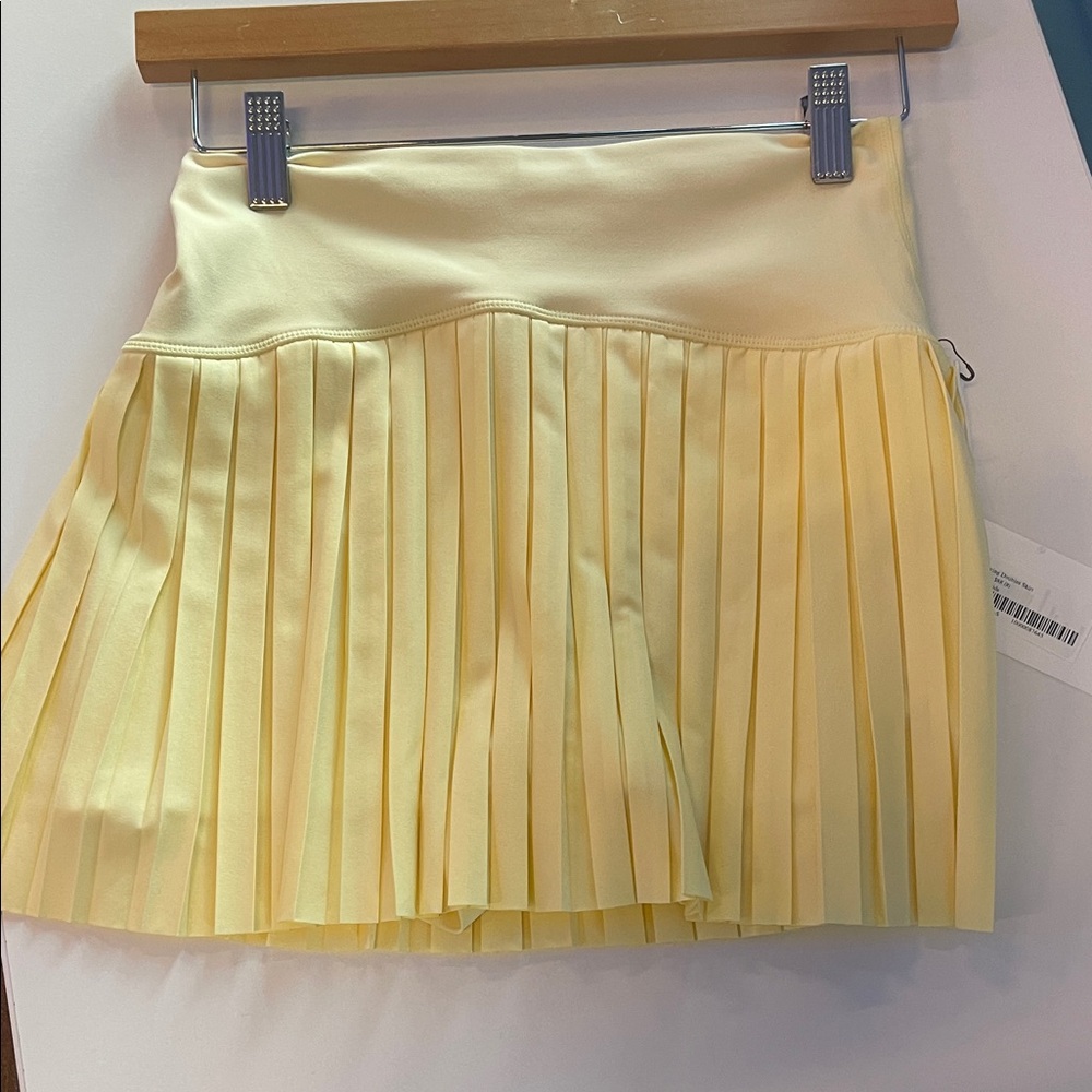 NWT Z Supply Playing Doubles Light Yellow Pleated Mini Skirt, small